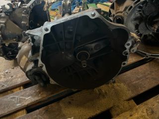 bontott HONDA ACCORD Váltó (Mechanikus)