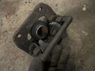 bontott HONDA ACCORD Bal hátsó Féknyereg Munkahengerrel