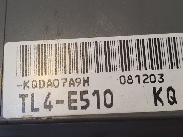 bontott HONDA ACCORD Biztosítéktábla Motortér