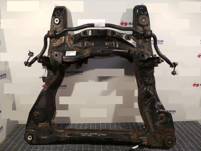 bontott HONDA ACCORD Első Bölcső