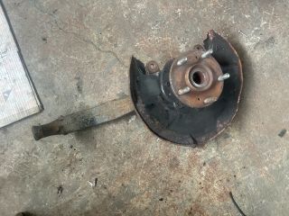 bontott HONDA ACCORD Jobb első Csonkállvány Kerékaggyal