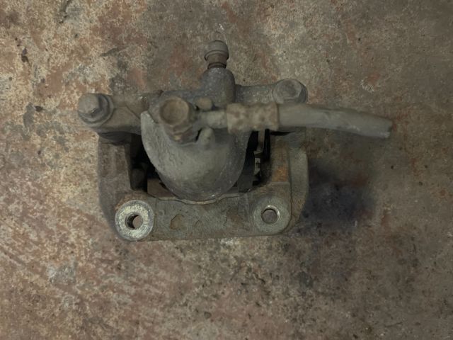 bontott HONDA ACCORD Bal hátsó Féknyereg Munkahengerrel