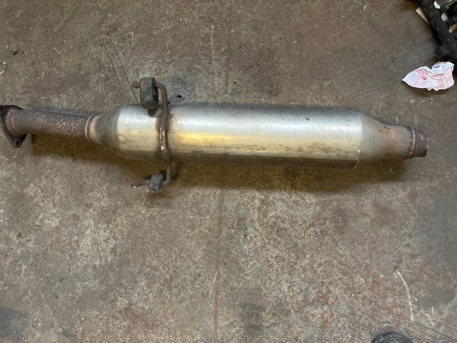 bontott HONDA ACCORD Középső Kipufogó Dob