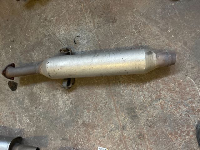 bontott HONDA ACCORD Középső Kipufogó Dob