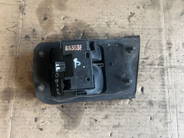 bontott HONDA ACCORD Bal Belső Hátsó Lámpa