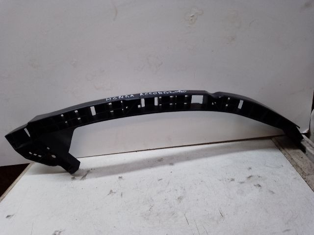 bontott HONDA ACCORD Bal első Lökhárító Tartó (Műanyag)