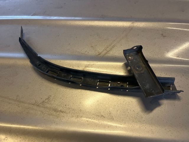 bontott HONDA ACCORD Bal Fényszóró Tartó