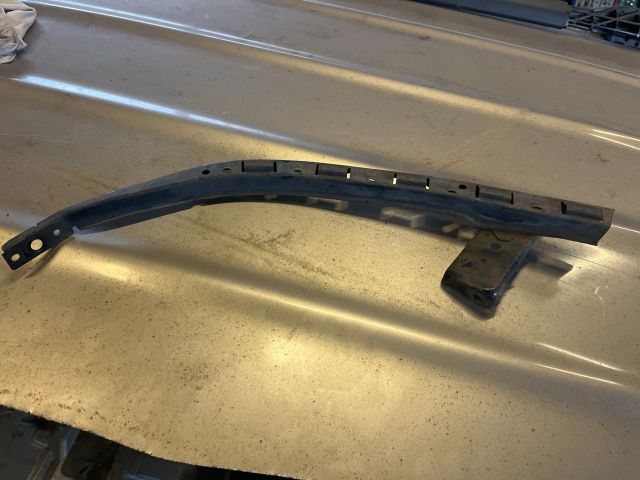 bontott HONDA ACCORD Bal Fényszóró Tartó