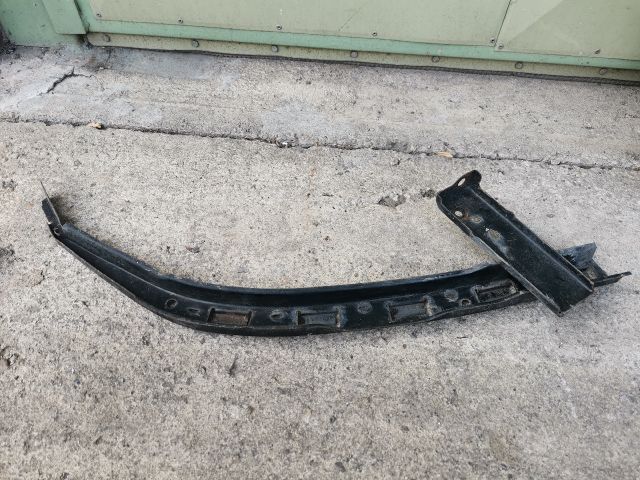 bontott HONDA ACCORD Bal Fényszóró Tartó