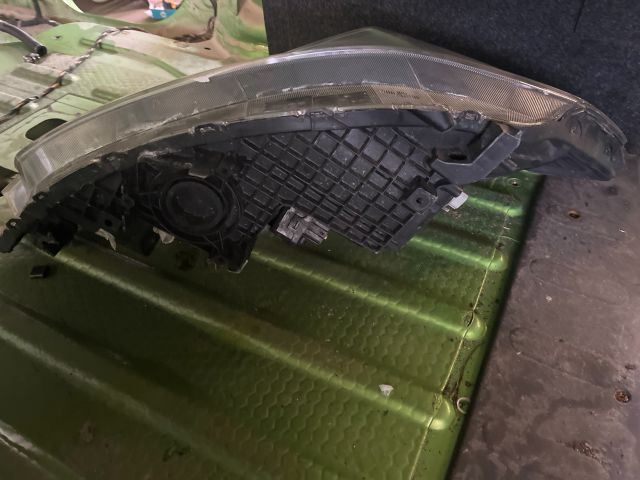 bontott HONDA ACCORD Bal Fényszóró