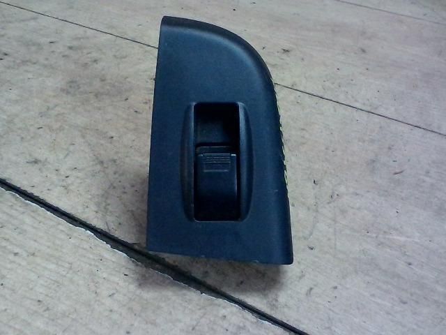 bontott HONDA ACCORD Bal hátsó Ablakemelő Kapcsoló