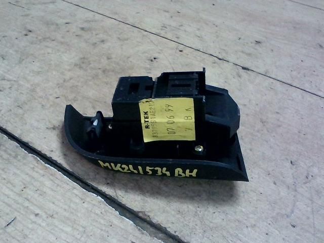 bontott HONDA ACCORD Bal hátsó Ablakemelő Kapcsoló