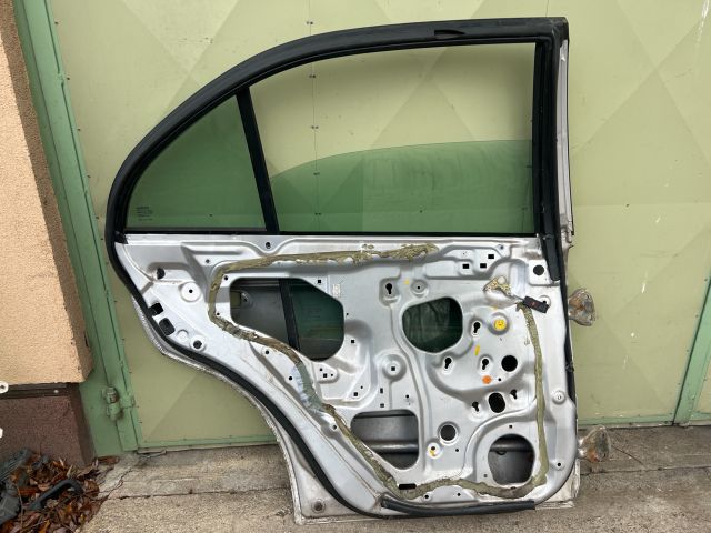 bontott HONDA ACCORD Bal hátsó Ajtó (Üres lemez)