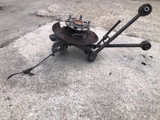 bontott HONDA ACCORD Bal hátsó Csonkállvány Kerékaggyal