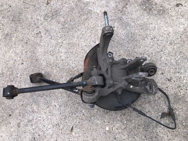 bontott HONDA ACCORD Bal hátsó Csonkállvány Kerékaggyal