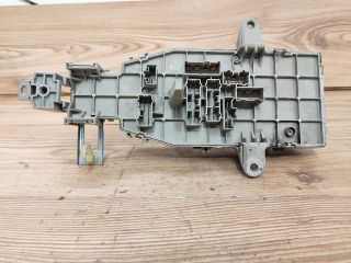 bontott HONDA ACCORD Biztosítéktábla Utastér