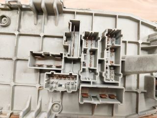 bontott HONDA ACCORD Biztosítéktábla Utastér