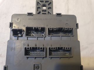 bontott HONDA ACCORD Biztosítéktábla Utastér