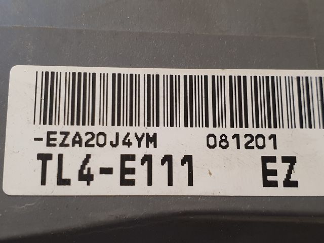 bontott HONDA ACCORD Biztosítéktábla Utastér