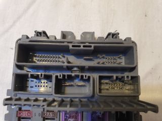 bontott HONDA ACCORD Biztosítéktábla Utastér