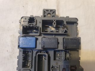 bontott HONDA ACCORD Biztosítéktábla Utastér