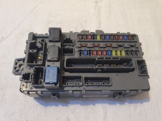 bontott HONDA ACCORD Biztosítéktábla Utastér