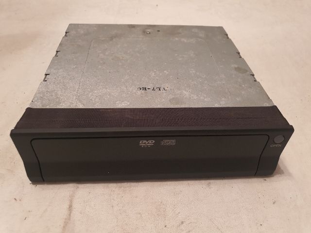 bontott HONDA ACCORD CD / DVD Tár