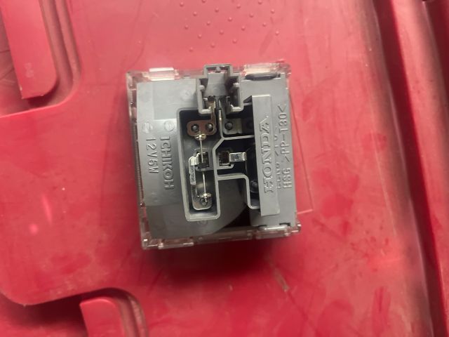 bontott HONDA ACCORD Csomagtér Világítás