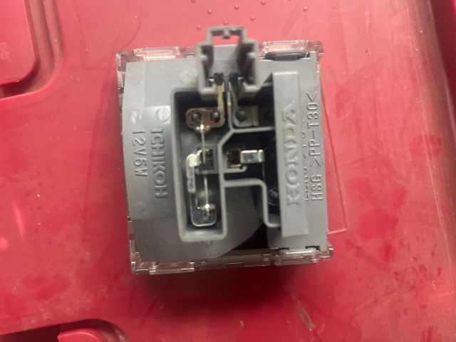 bontott HONDA ACCORD Csomagtér Világítás