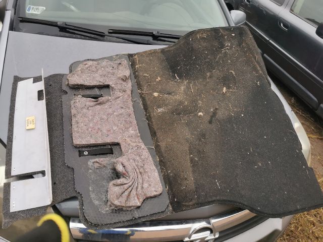 bontott HONDA ACCORD Csomagtérajtó Burkolat Alsó