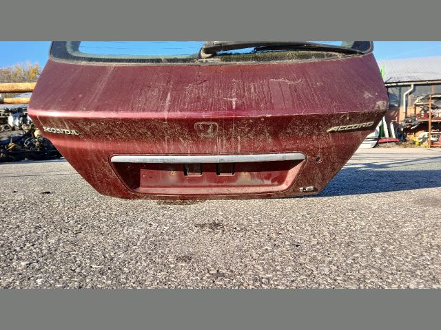bontott HONDA ACCORD Csomagtérajtó (Részeivel)