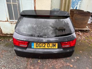 bontott HONDA ACCORD Csomagtérajtó (Részeivel)