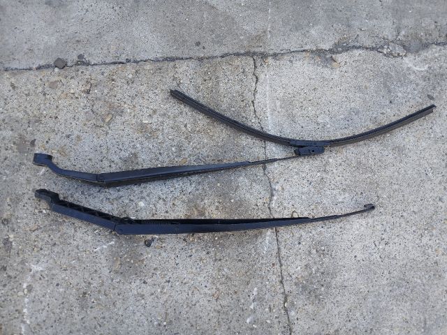 bontott HONDA ACCORD Első Ablaktörlő Kar