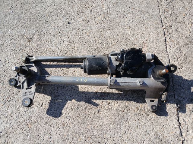 bontott HONDA ACCORD Első Ablaktörlő Szerkezet Motorral