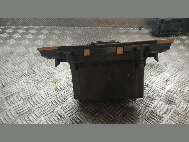 bontott HONDA ACCORD Első Hamutartó