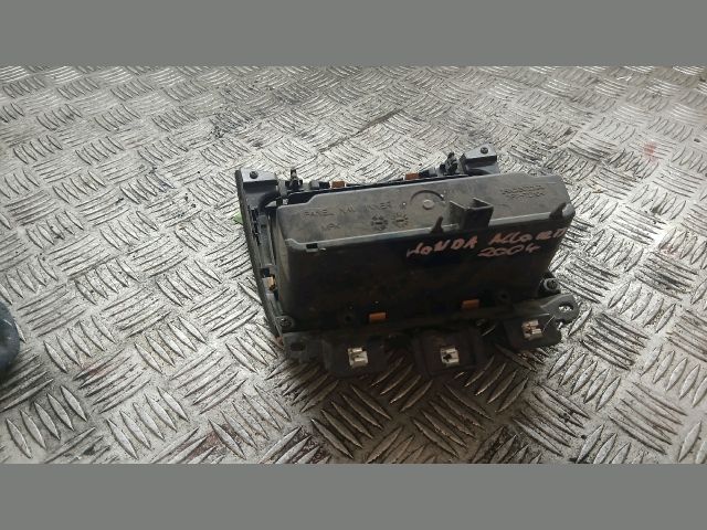 bontott HONDA ACCORD Első Hamutartó