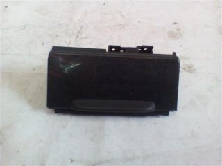 bontott HONDA ACCORD Első Hamutartó