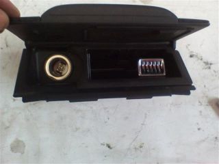 bontott HONDA ACCORD Első Hamutartó