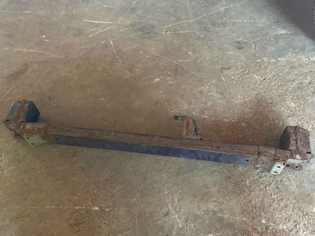 bontott HONDA ACCORD Első Lökhárító Merevítő (Fém)