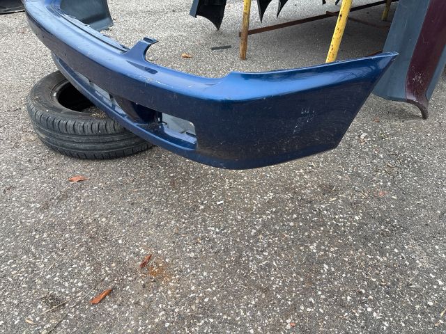 bontott HONDA ACCORD Első Lökhárító (Üresen)