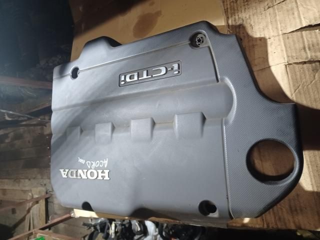 bontott HONDA ACCORD Felső Hűtőburkolat