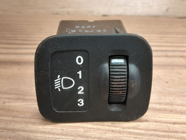 bontott HONDA ACCORD Fényszórómagasság Állító Kapcsoló