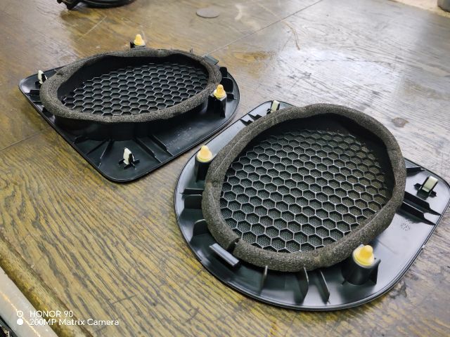 bontott HONDA ACCORD Hátsó Hangszóró Burkolat