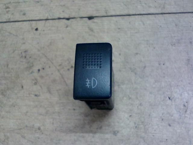 bontott HONDA ACCORD Hátsó Ködzárófény Kapcsoló