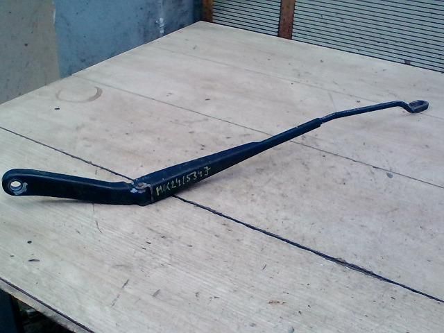 bontott HONDA ACCORD Jobb első Ablaktörlő Kar