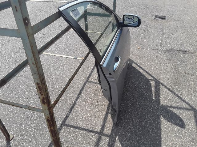 bontott HONDA ACCORD Jobb első Ajtó (Részeivel)