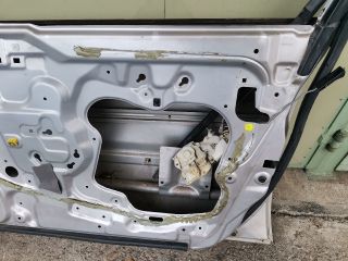 bontott HONDA ACCORD Jobb első Ajtó (Üres lemez)