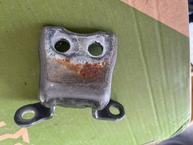 bontott HONDA ACCORD Jobb első Alsó Zsanér