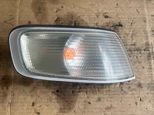 bontott HONDA ACCORD Jobb első Irányjelző