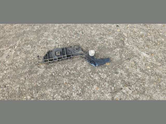 bontott HONDA ACCORD Jobb első Lökhárító Tartó (Műanyag)